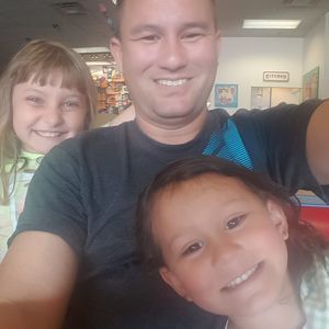 Meet your Posher, Jonathan